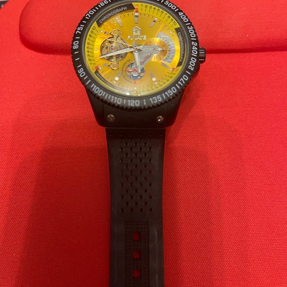 Fuyate Yellow-Gold Automatic Watch - Picture 4 of 8